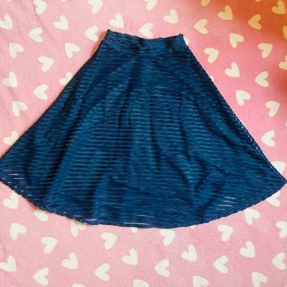 NBW Silhouette NYC striped blue A-line skirt size M - Picture 2 of 5